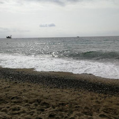 Music & Beach Apartamento Savona Exterior foto